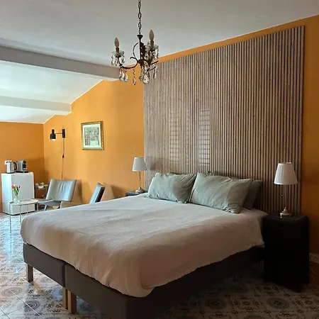 Palazzo Modafi לינה וארוחת בוקר 3*