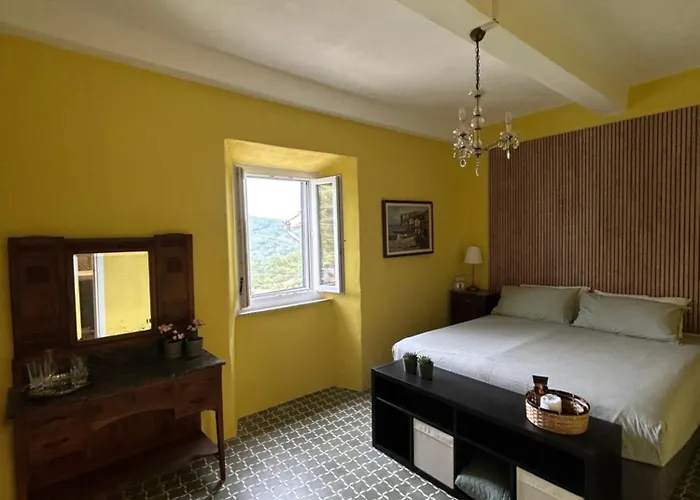 Palazzo Modafi 3* באניי די לוקה
