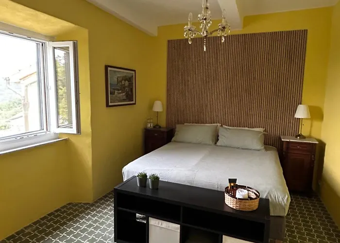 Palazzo Modafi 3* באניי די לוקה